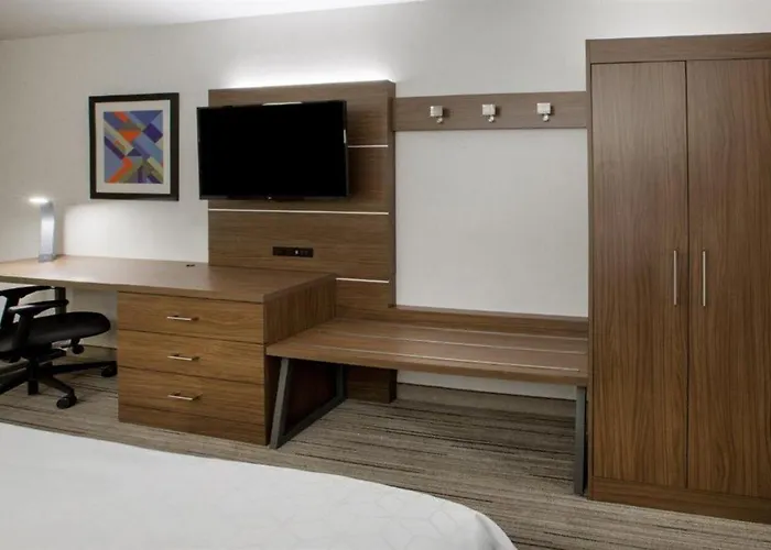 Hotel Express Carbondale By Ihg